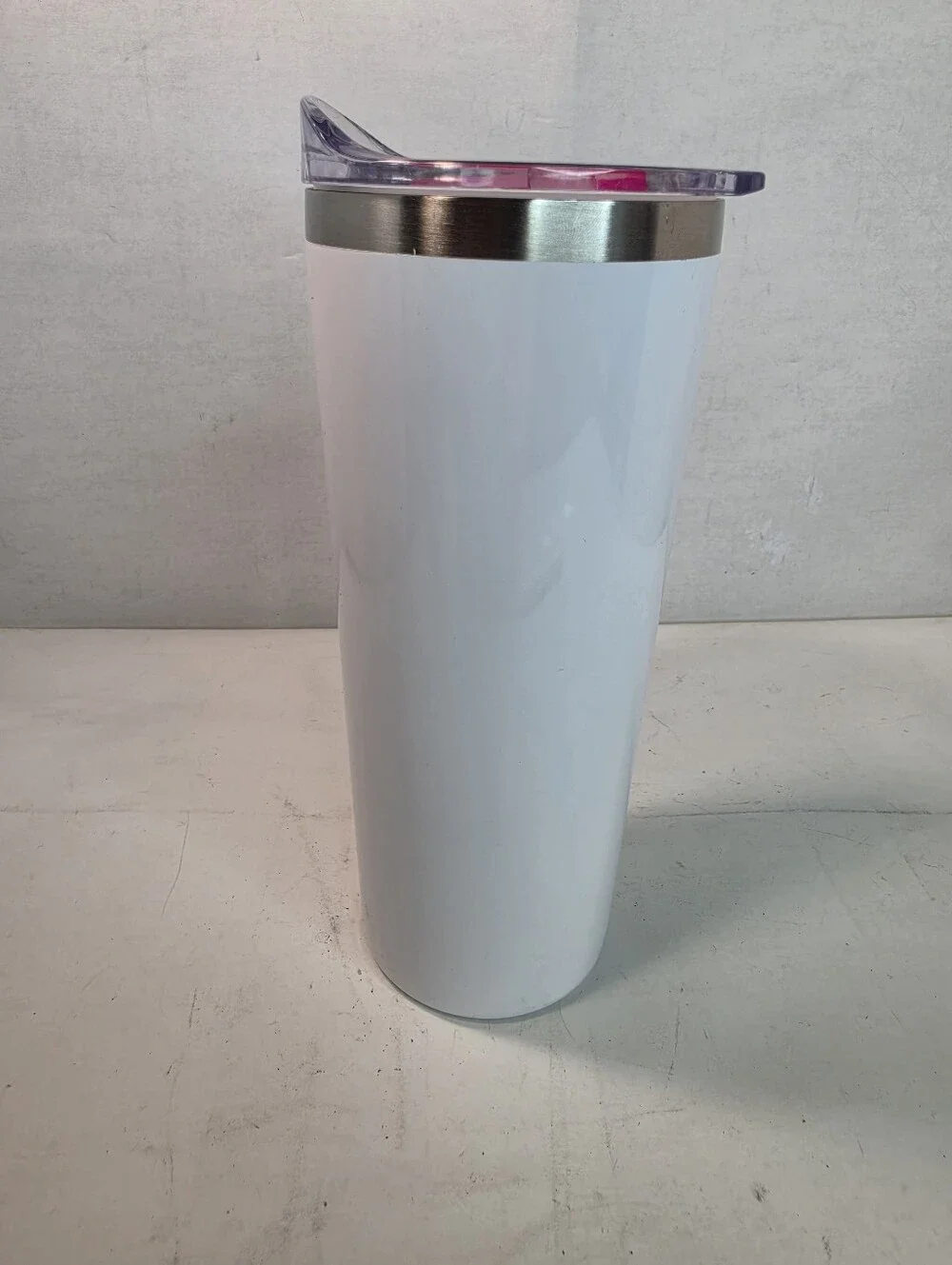 Dunkin' Donuts Classic 20 oz. white stainless steel hot/cold travel tumbler.